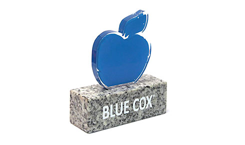Eremit Display Logoblöcke und Markenaufsteller - Blue Cox Logoblock