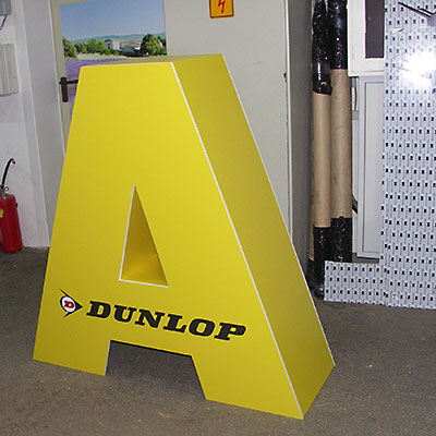 Eremit Display Buchstaben