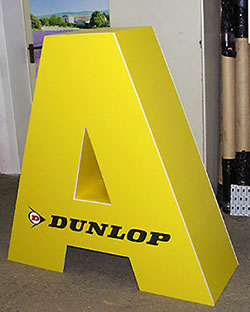 Dunlop Werbeaufsteller